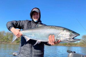 Best Times and Techniques to Catch Salmon Near Portland